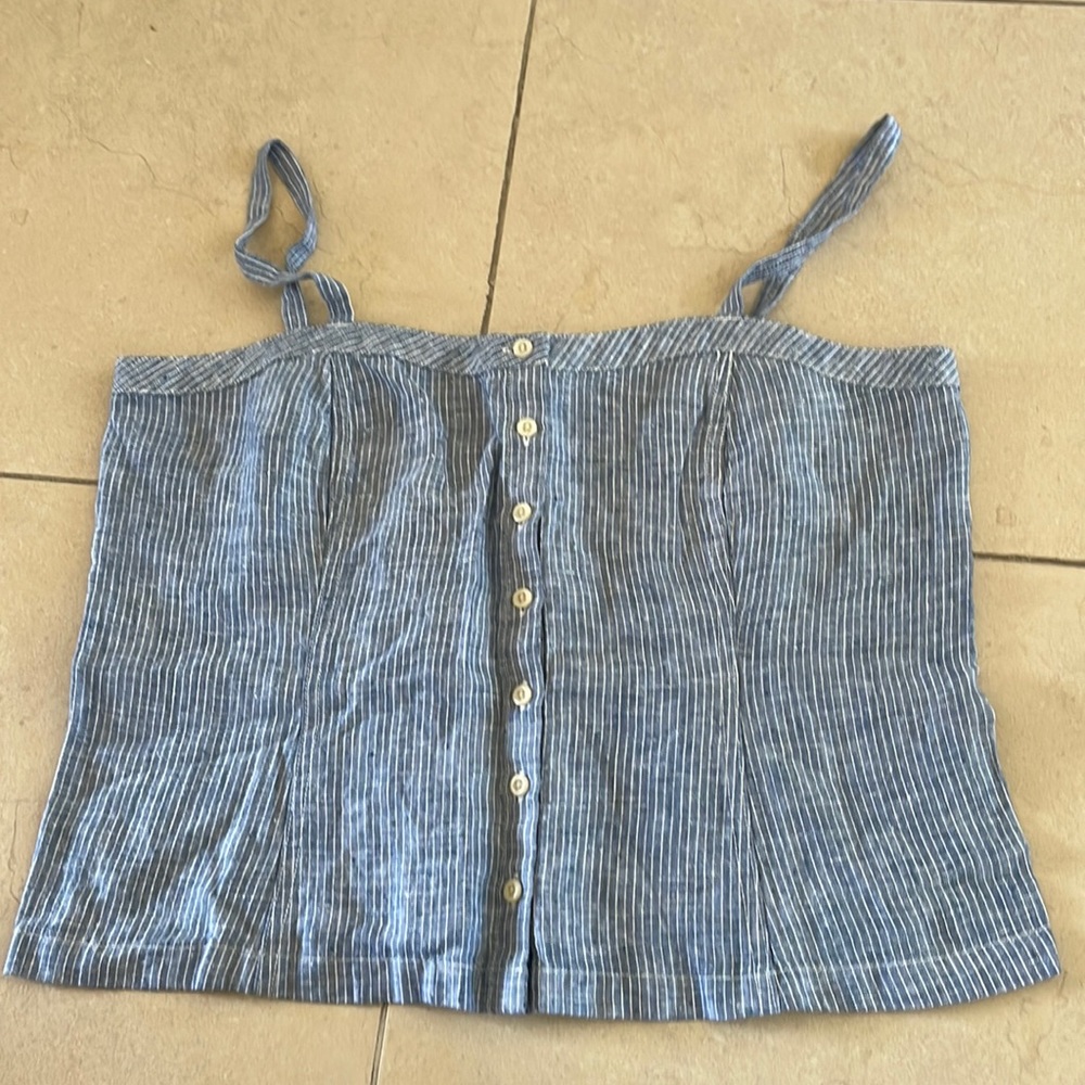 Everlane tank top
